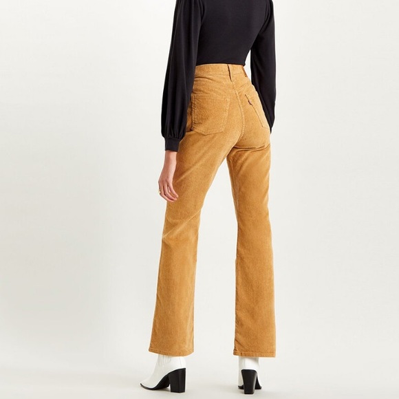 Premium Levis Ribcage Corduroy 